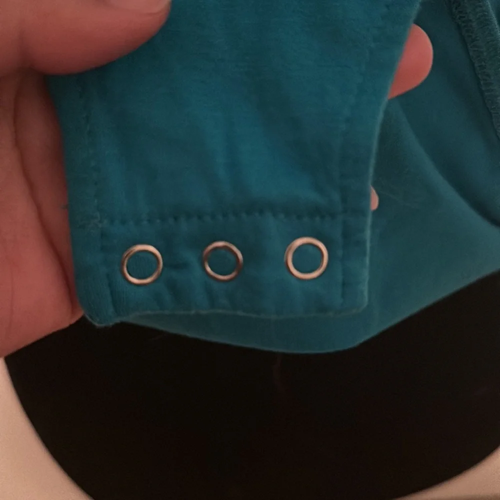 Teal bodysuit ✨ - Picture 6 of 8